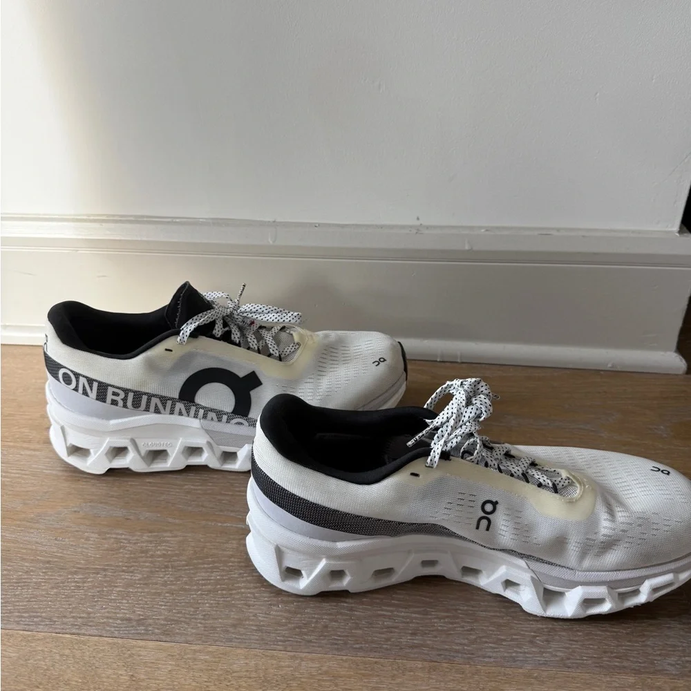 On Running Women's Sneakers - White and Black - Picture 2 of 7